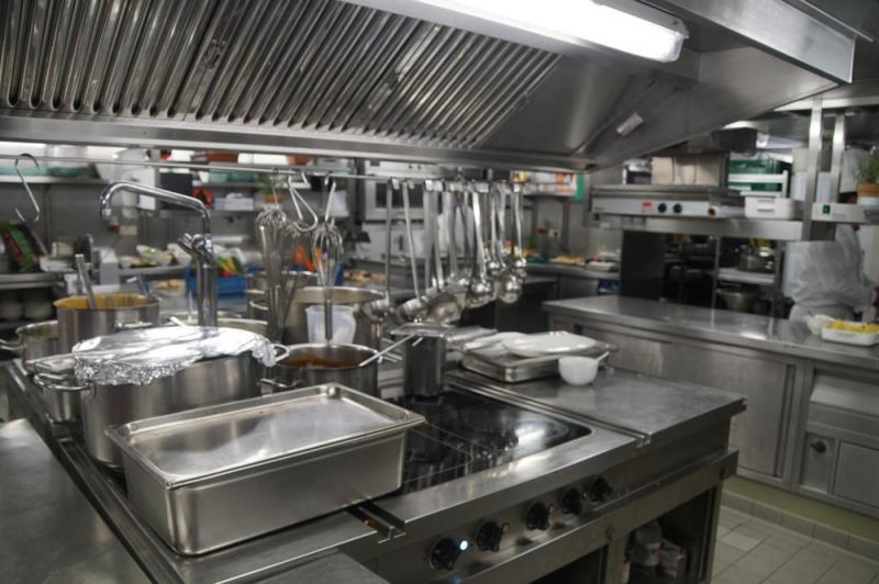 &Eacute;quipement &eacute;lectrom&eacute;nager professionnel &agrave; Roubaix : guide pour entreprises